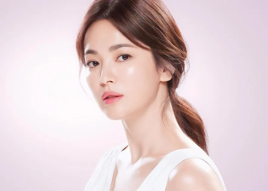 You are currently viewing How to Make skin glow in 2024 Using Korean skincare routine